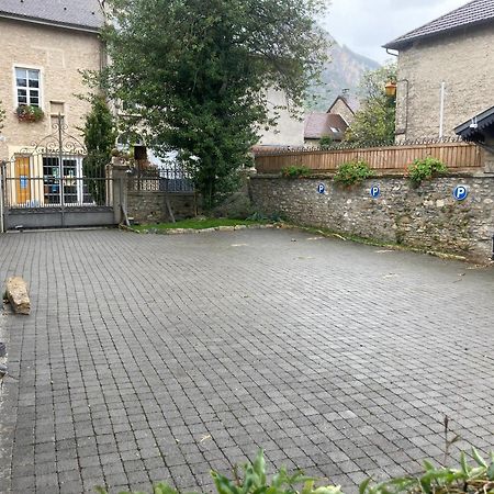 ホテル A Deux Pas Du Rheby Villebois エクステリア 写真